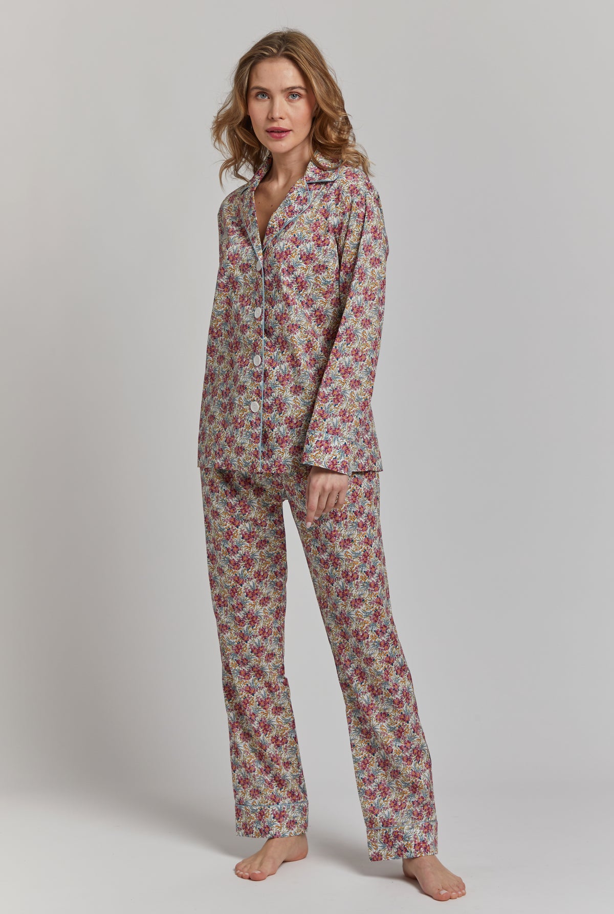 Women's Luxury Cotton Pajamas, Sleepwear, & Robes | Elizabeth Cotton